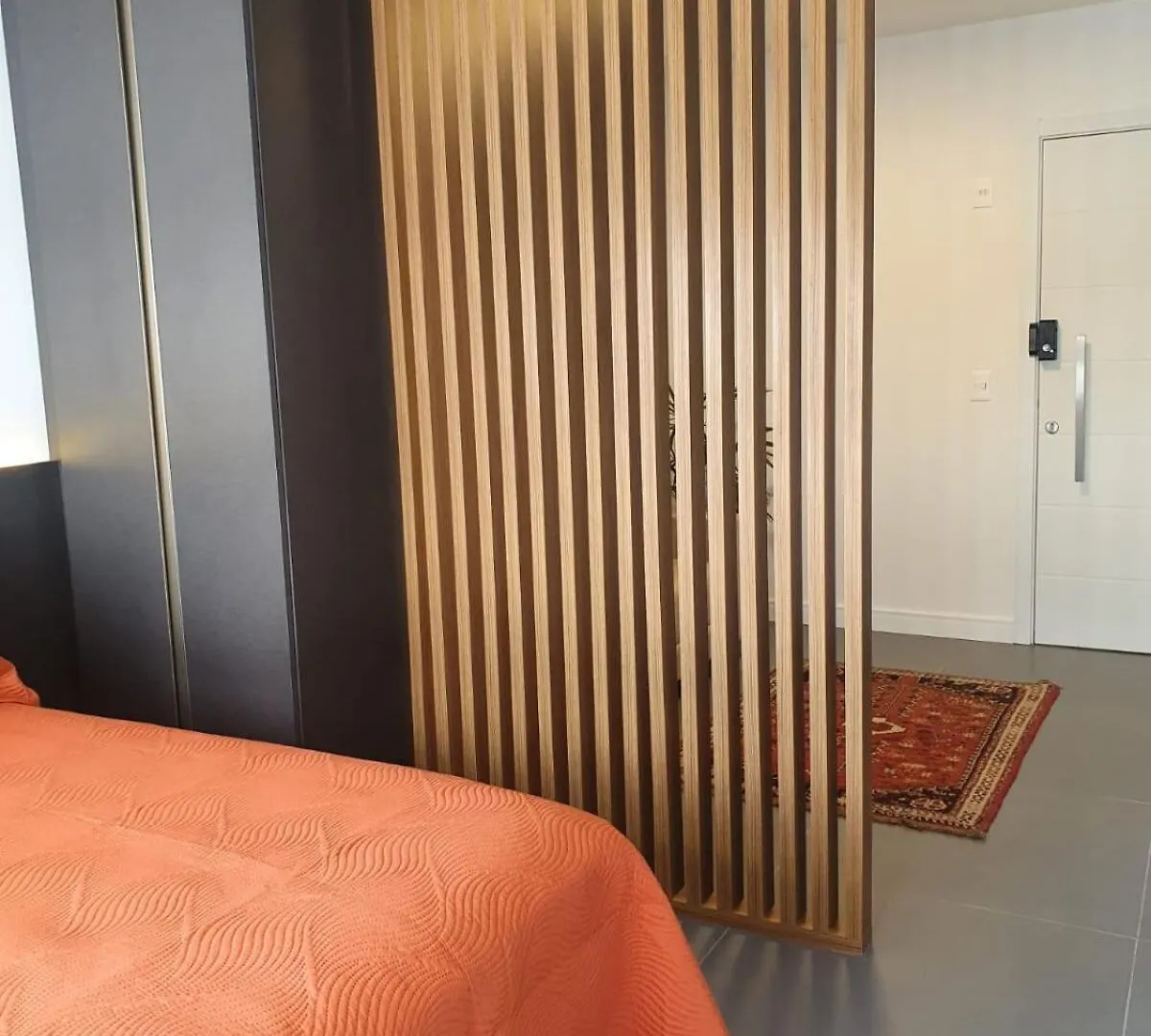 Loft Bem Localizado Com Vaga De Garagem Apartment Porto Alegre Brazil